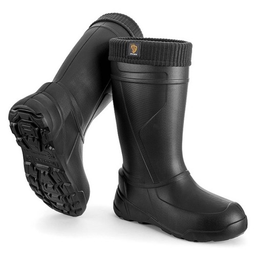 TRACKER-BLACK-1